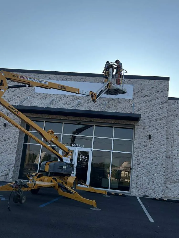 Letters going up, Hazel Green Eyes