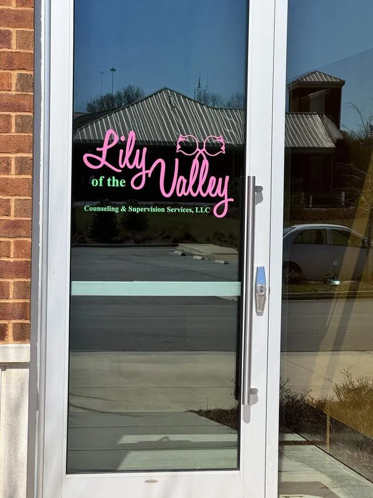 Door graphics Lily of the Valley